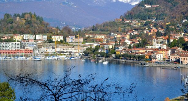 vista-panoramica-del-golfo-di-Laveno-dalle-finestre-di-Villa-Elisa-mini-alloggi-protetti-centro-menotti-bassani