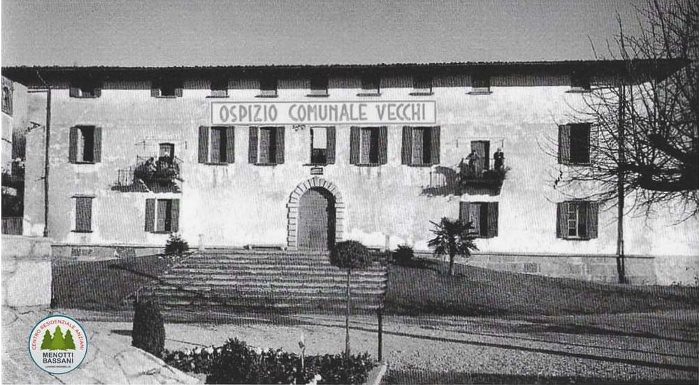 origini-e-storia-della-fondazione-Nel-1943-“Palazzo-Perabò”-posto-nel-centro-di-Cerro-fu-adibito-a-ricovero-per-anziani